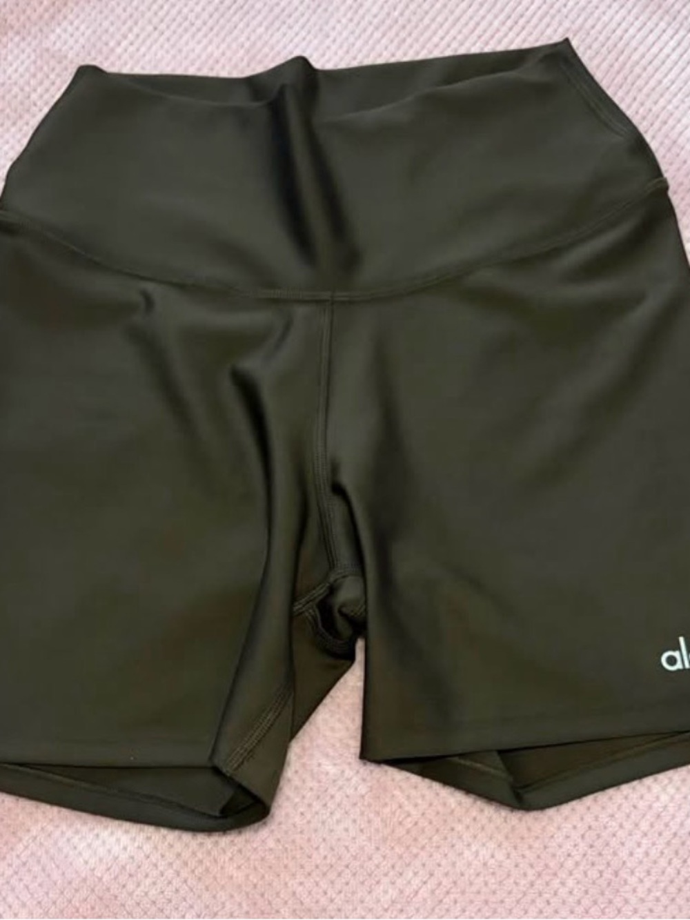 High-Waist Performance Bike Shorts - brown